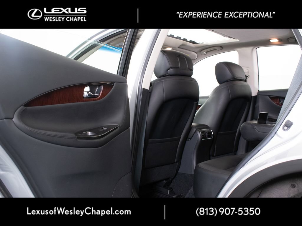 Used 2017 INFINITI QX50 AWD w/ Deluxe Touring Package image 20