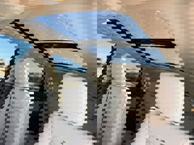 New 2026 Cadillac XT5 Luxury image 10