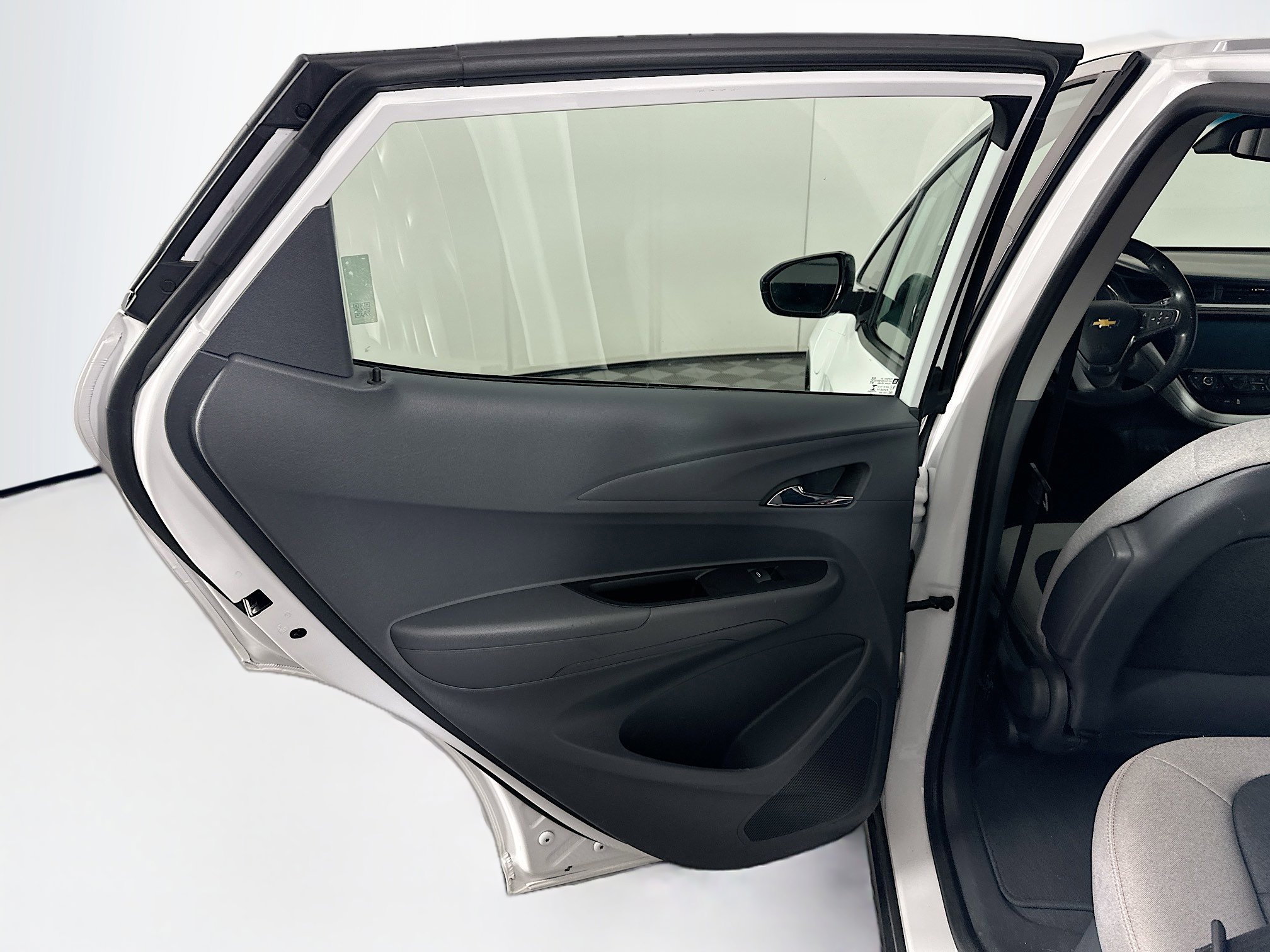 Used 2019 Chevrolet Bolt LT FWD image 25
