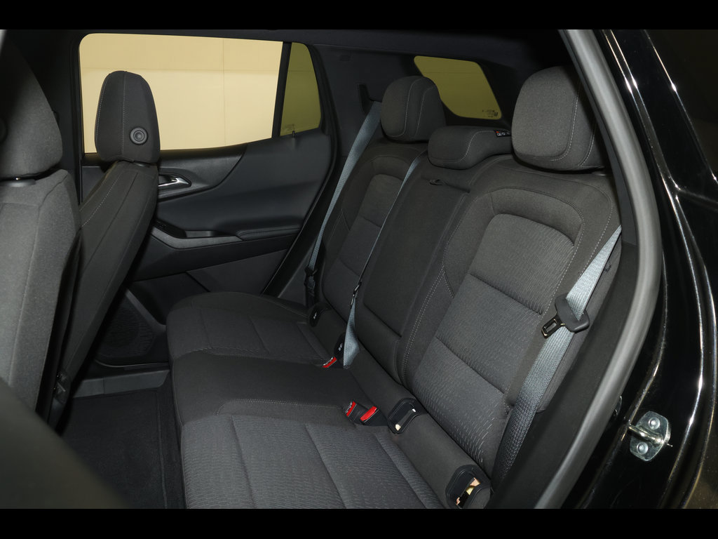 Used 2026 Chevrolet Equinox LT AWD/4WD image 28