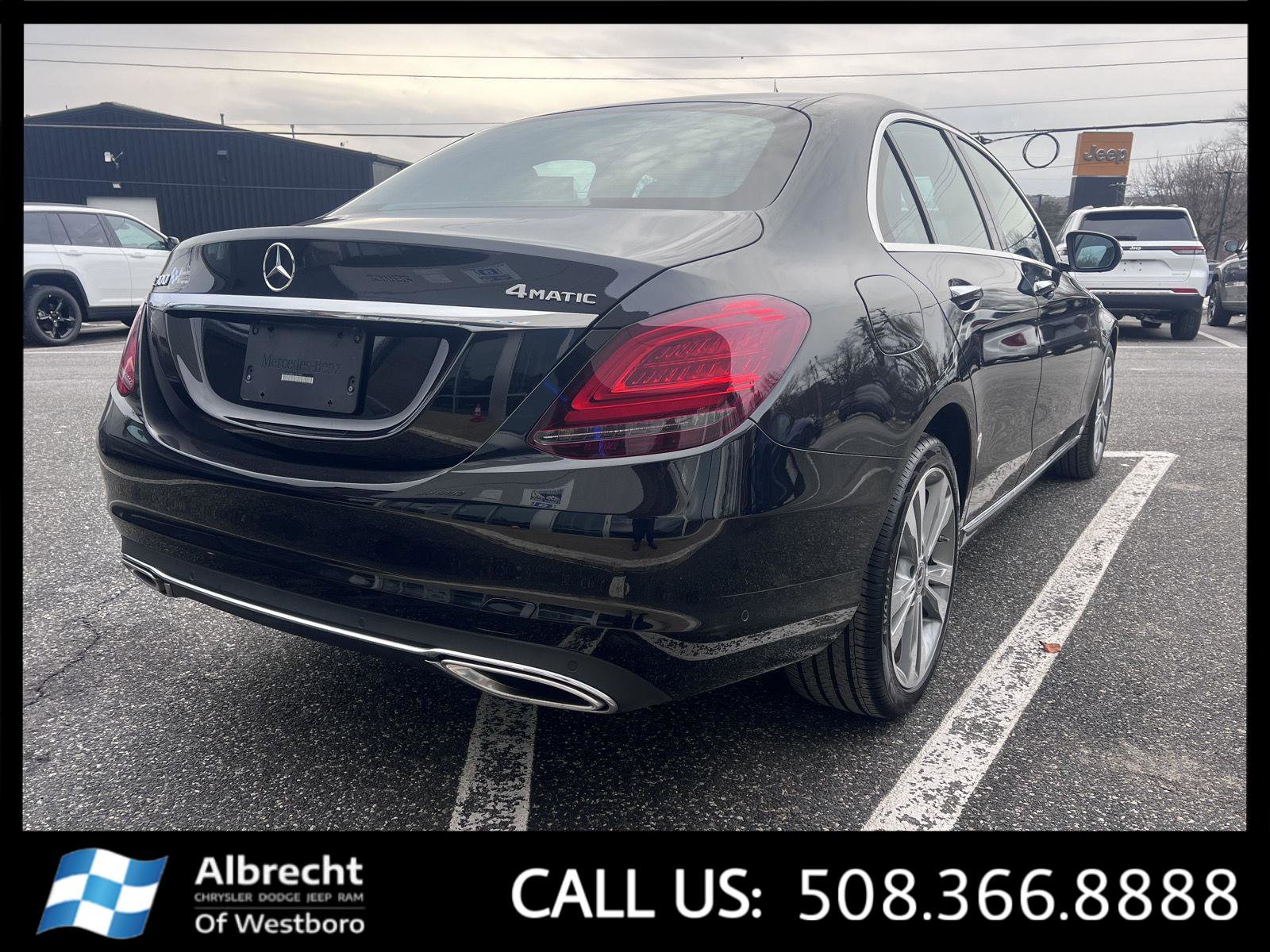 Used 2020 Mercedes-Benz C 300 4MATIC Sedan image 5