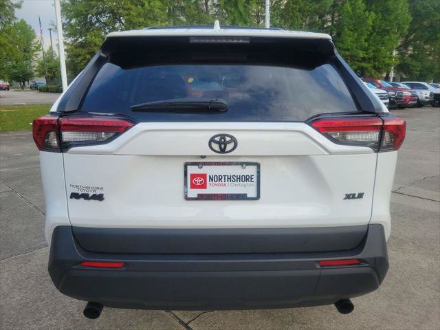 Certified 2025 Toyota RAV4 XLE FWD image 5
