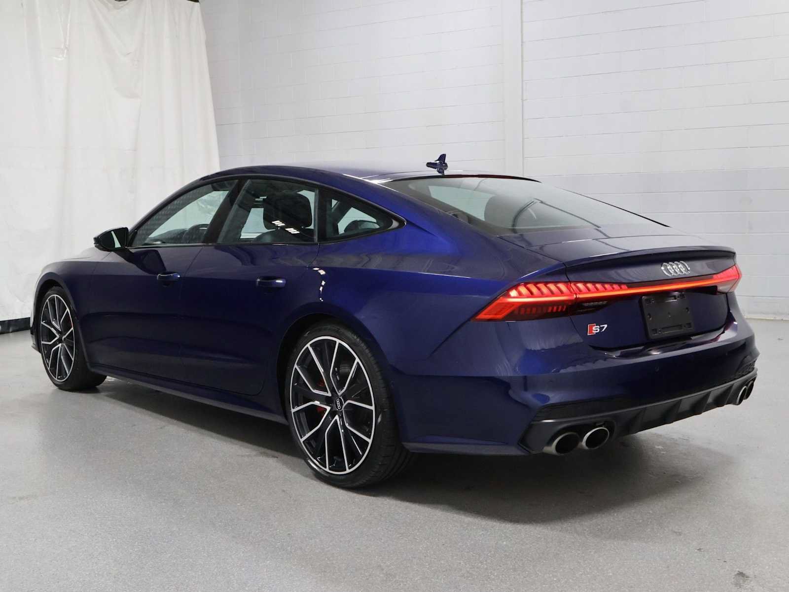 Used 2020 Audi S7 Prestige w/ Prestige Package AWD/4WD image 3