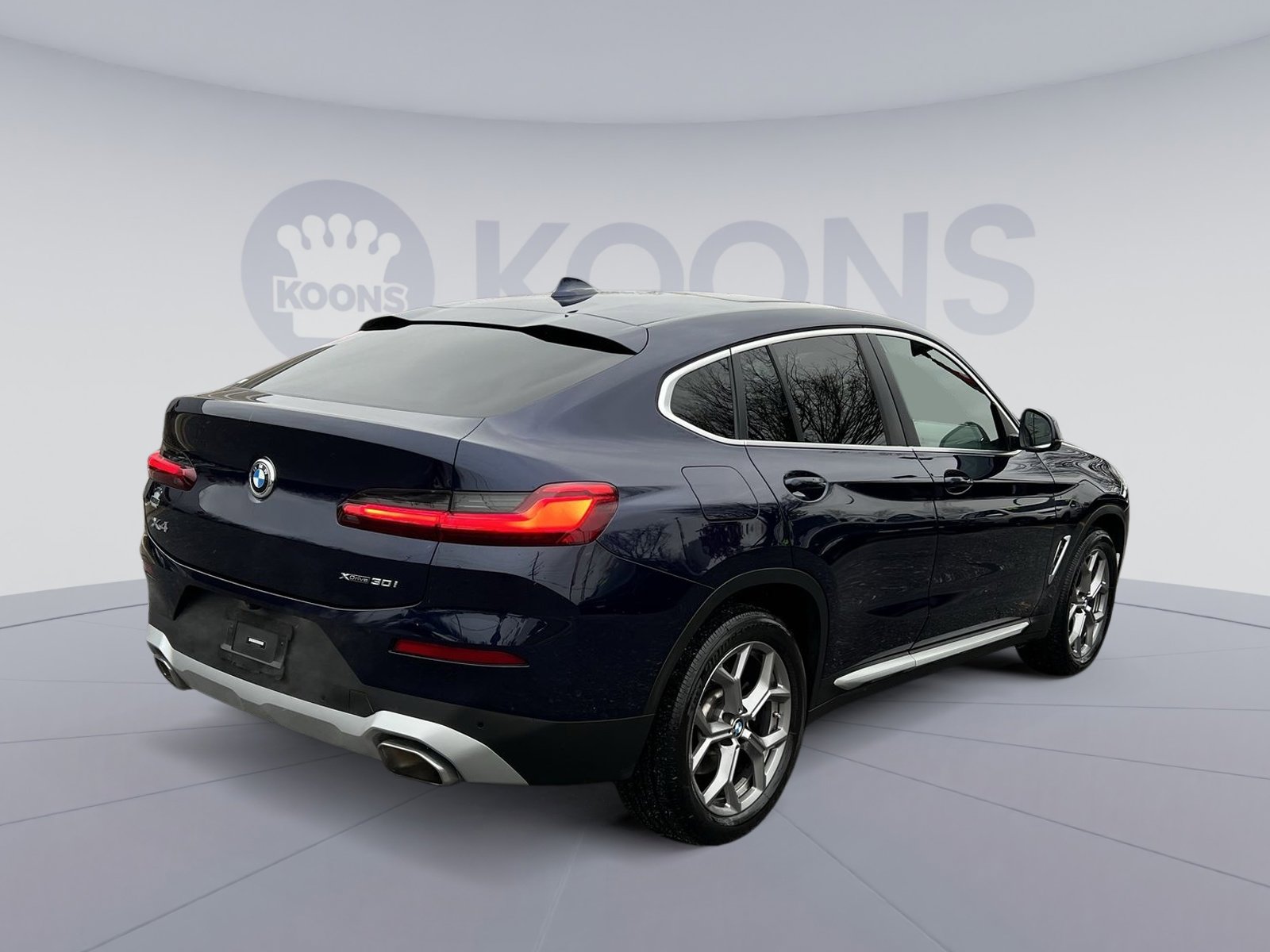 Used 2023 BMW X4 xDrive30i w/ Premium Package image 7