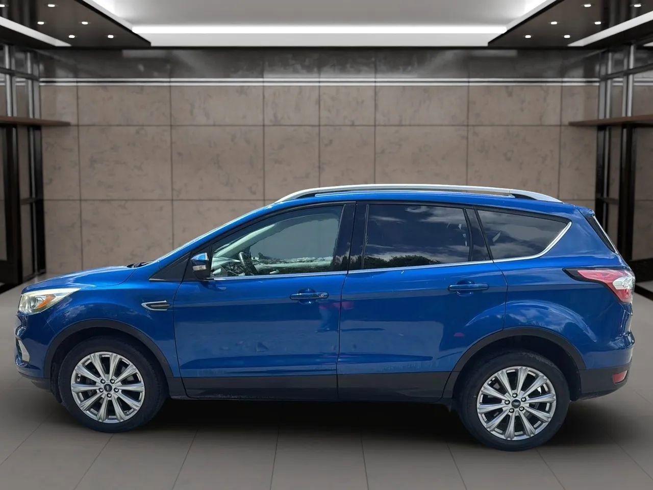 Used 2017 Ford Escape Titanium FWD image 8