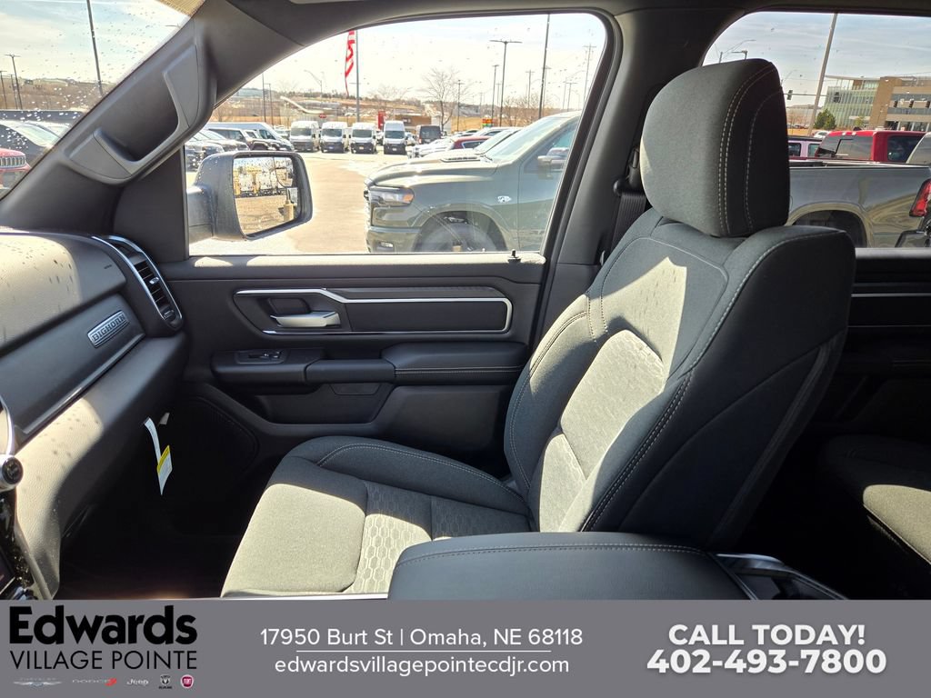 New 2026 RAM 1500 Big Horn AWD/4WD image 24