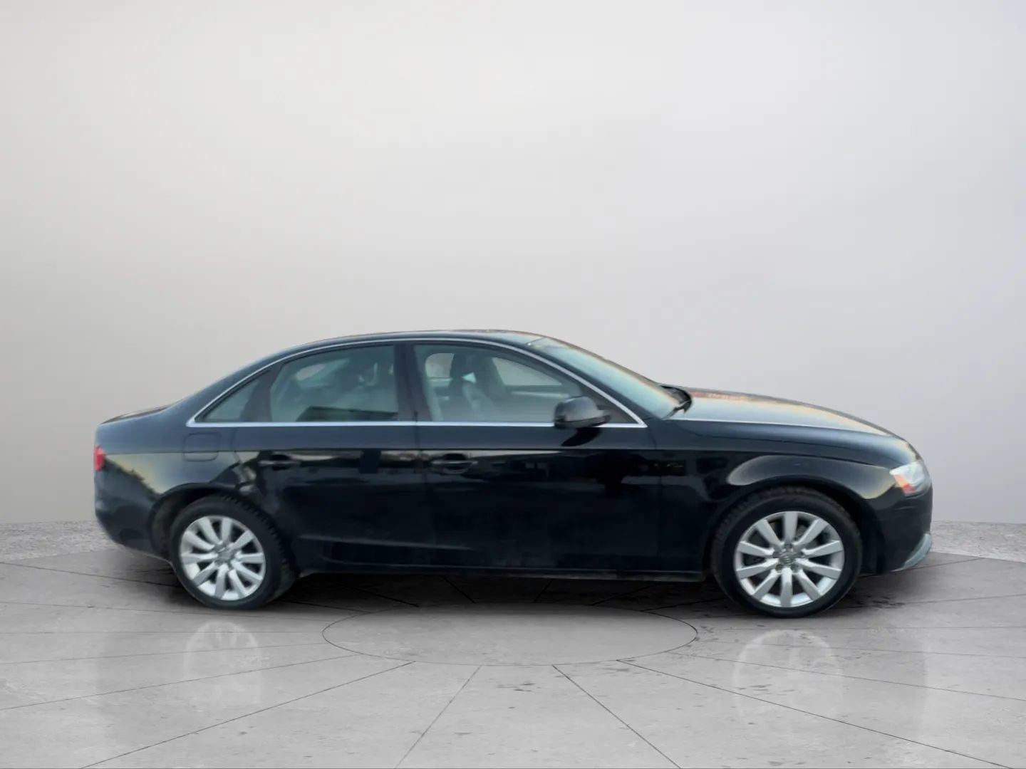 Used 2013 Audi A4 2.0T Premium w/ Convenience Pkg image 6