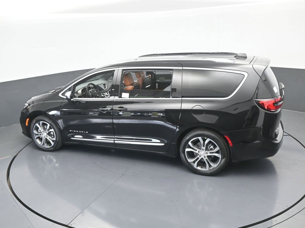 New 2026 Chrysler Pacifica Pinnacle image 58