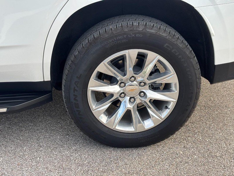 Used 2024 Chevrolet Tahoe Premier w/ Premium Package AWD/4WD image 10