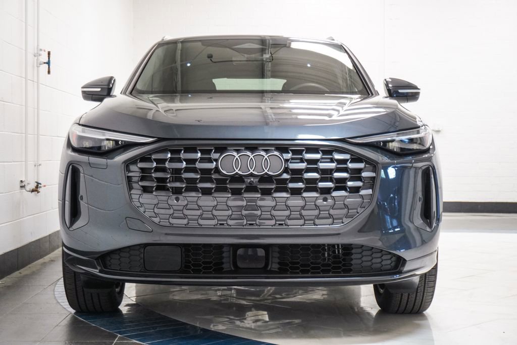 Used 2025 Audi Q5 Premium Plus w/ Premium Plus image 42