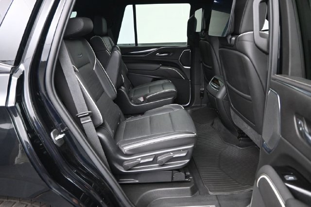 Used 2021 Cadillac Escalade Sport w/ Driver Assist Tech Package AWD/4WD image 13