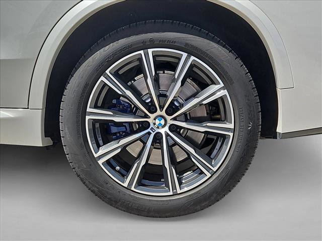 Used 2026 BMW X5 M60i AWD/4WD image 25