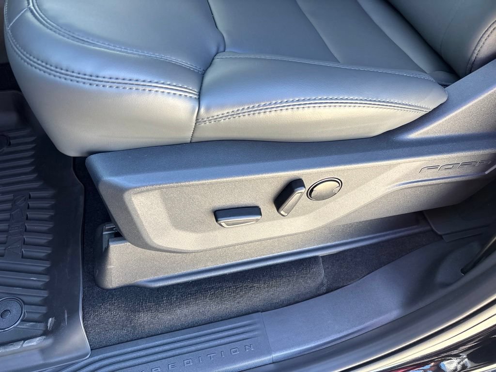 New 2026 Ford Expedition Max Active AWD/4WD image 22