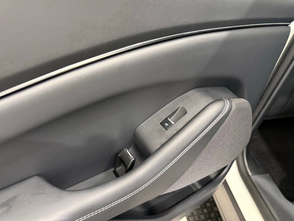 New 2025 Ford Mustang Mach-E Select image 17