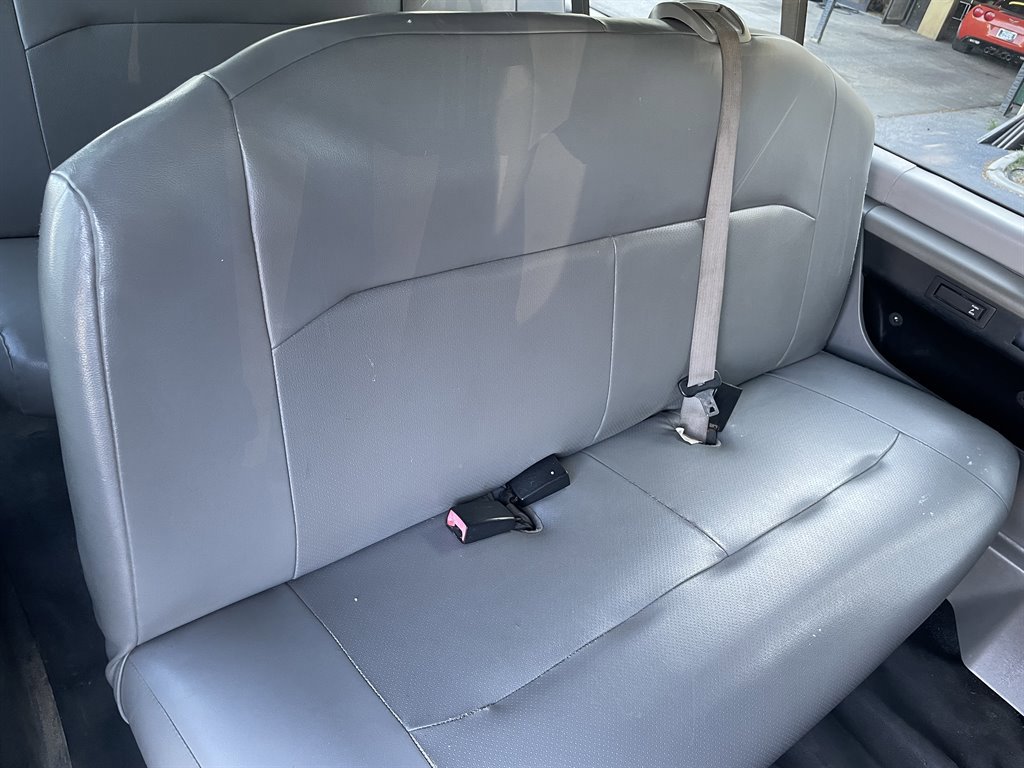 Used 2012 Ford E-350 and Econoline 350 XL w/ PWR Windows & Locks Group image 24