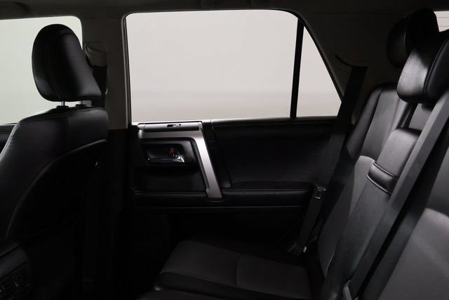 Used 2018 Toyota 4Runner SR5 Premium RWD image 28