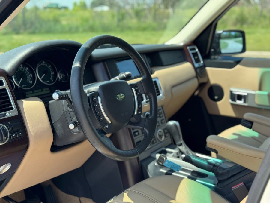 Used 2004 Land Rover Range Rover HSE AWD/4WD image 21