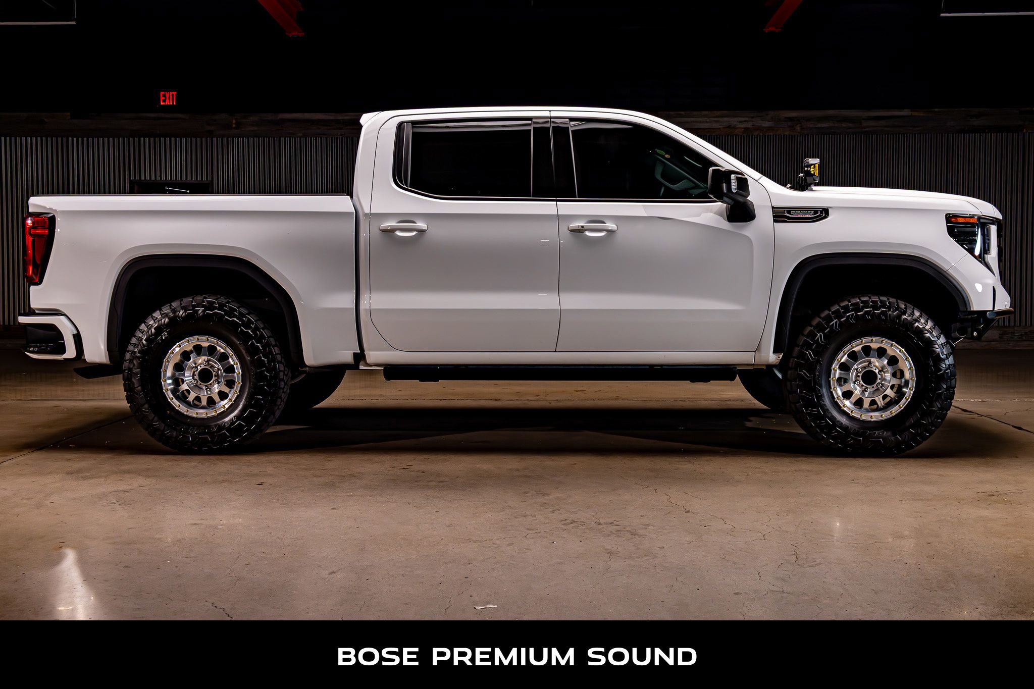 Used 2025 GMC Sierra 1500 Elevation w/ Preferred Package image 10