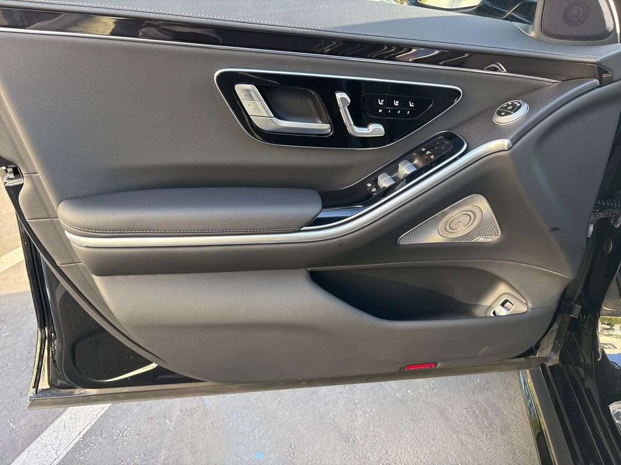 Certified 2022 Mercedes-Benz S 500 4MATIC image 8