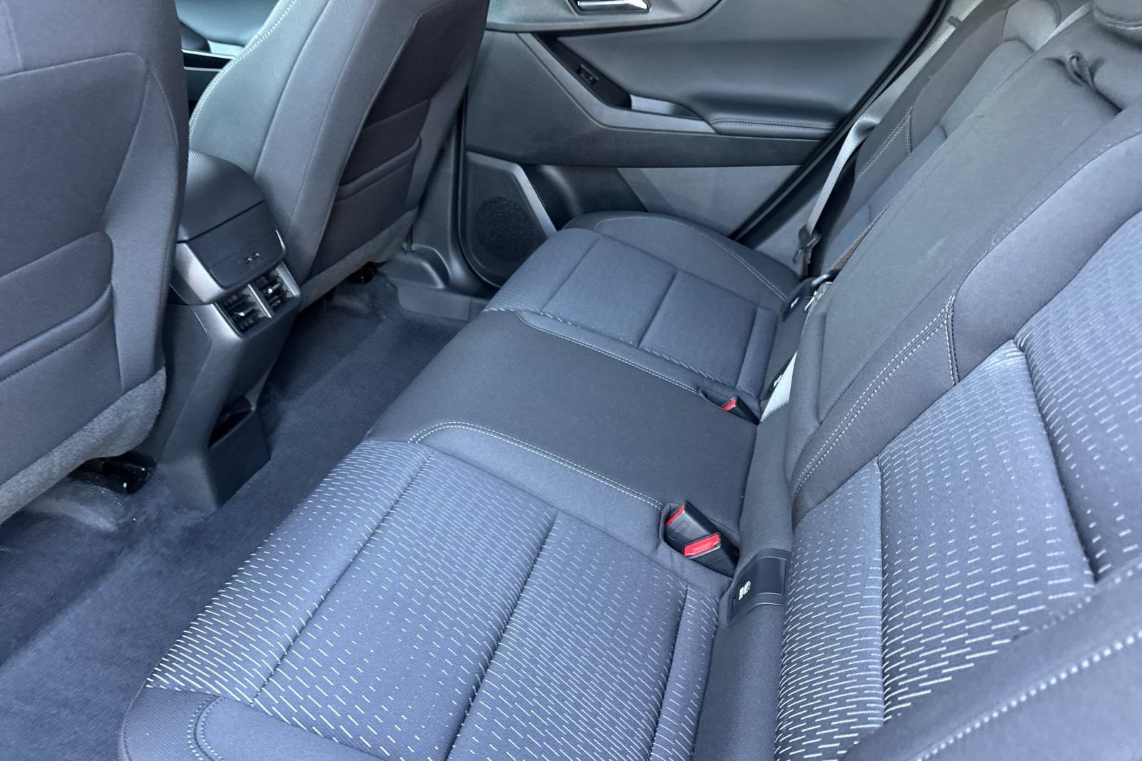 Used 2025 Chevrolet Equinox LT w/ Safety and Technology Package AWD/4WD image 12