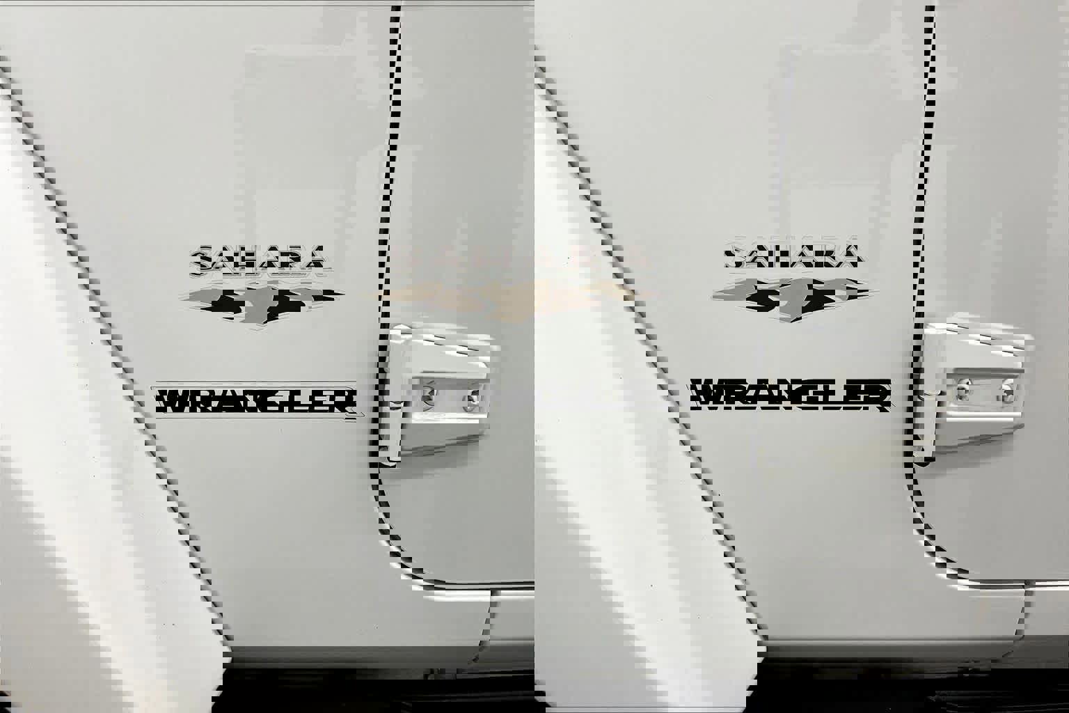 Used 2017 Jeep Wrangler Sahara w/ Connectivity Group image 29