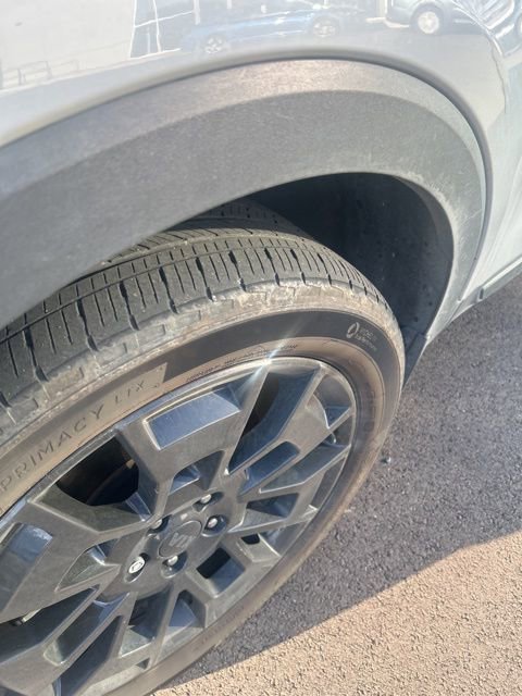 Used 2021 Kia Telluride SX w/ SX Prestige Package image 3