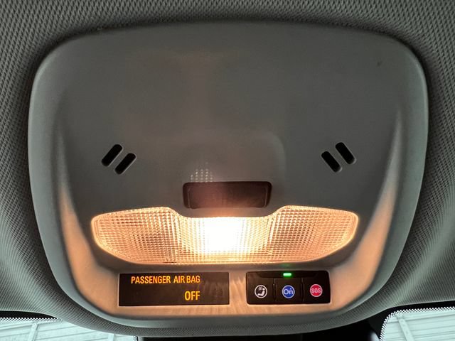 Used 2025 Chevrolet Trax LT FWD image 42