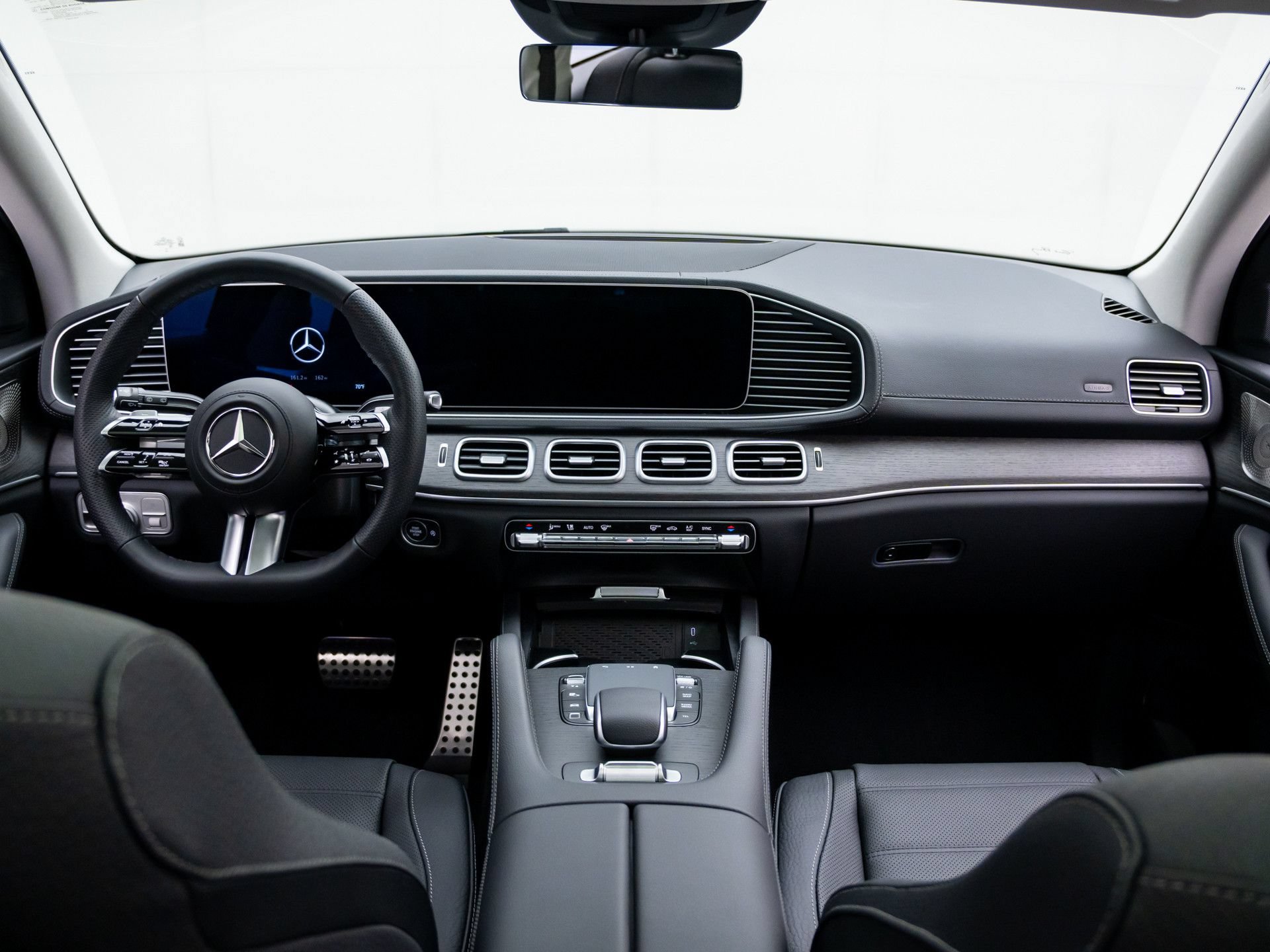New 2026 Mercedes-Benz GLS 450 4MATIC image 10
