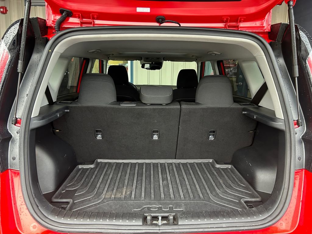 Used 2024 Kia Soul EX image 24