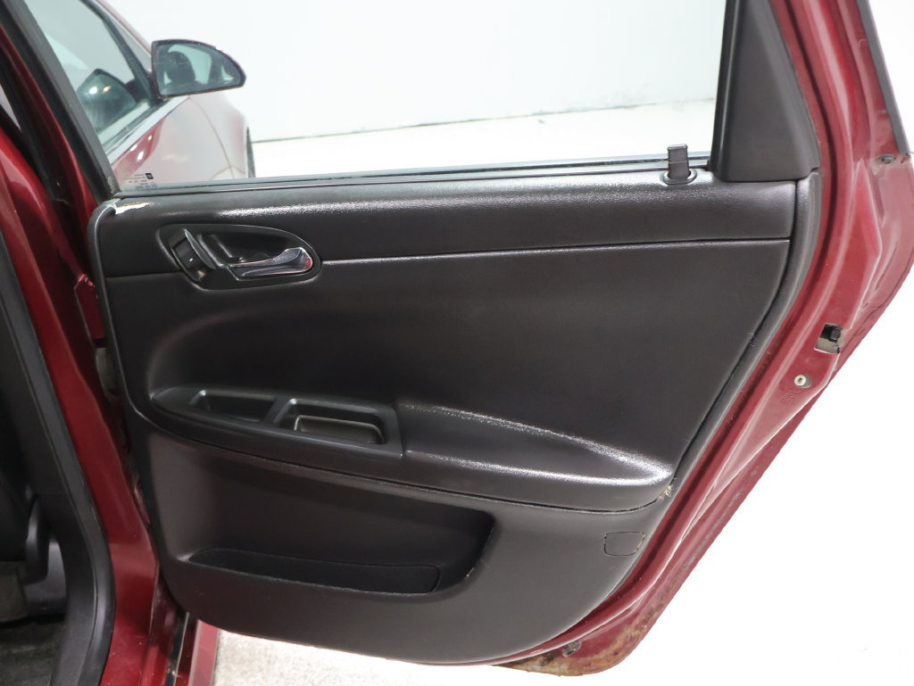 Used 2011 Chevrolet Impala LT w/ Luxury Edition Package FWD image 23