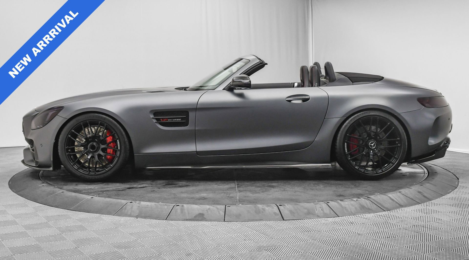 Used 2019 Mercedes-Benz AMG GT C image 4