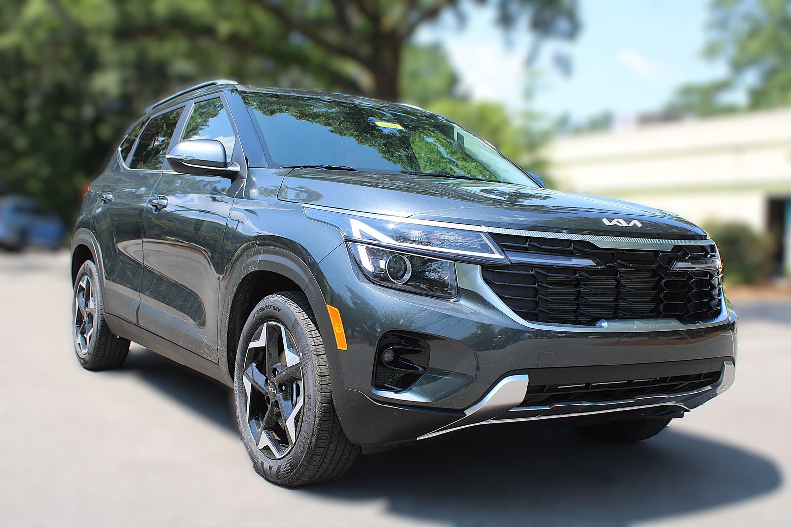 New 2026 Kia Seltos EX FWD image 3
