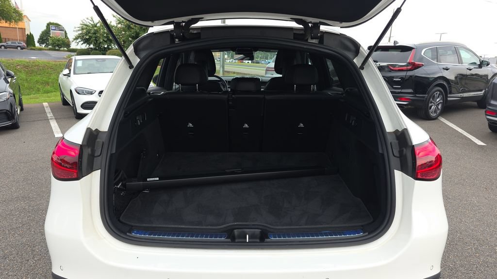 Certified 2025 Mercedes-Benz GLC 300 image 9