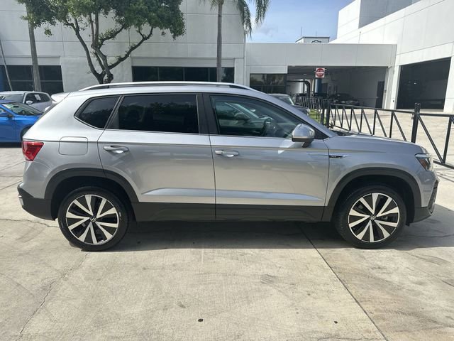 Used 2024 Volkswagen Taos SE FWD image 20