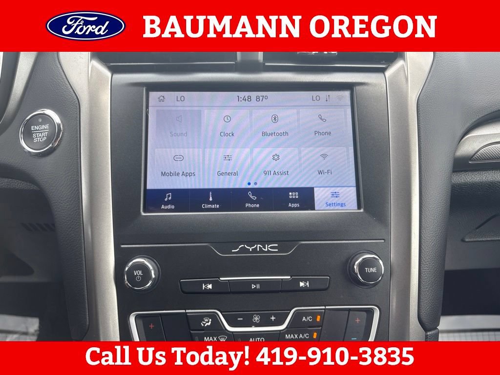 Used 2020 Ford Fusion SE FWD image 23