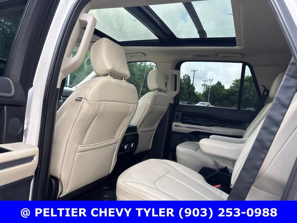 Used 2019 Ford Expedition Platinum AWD/4WD image 20