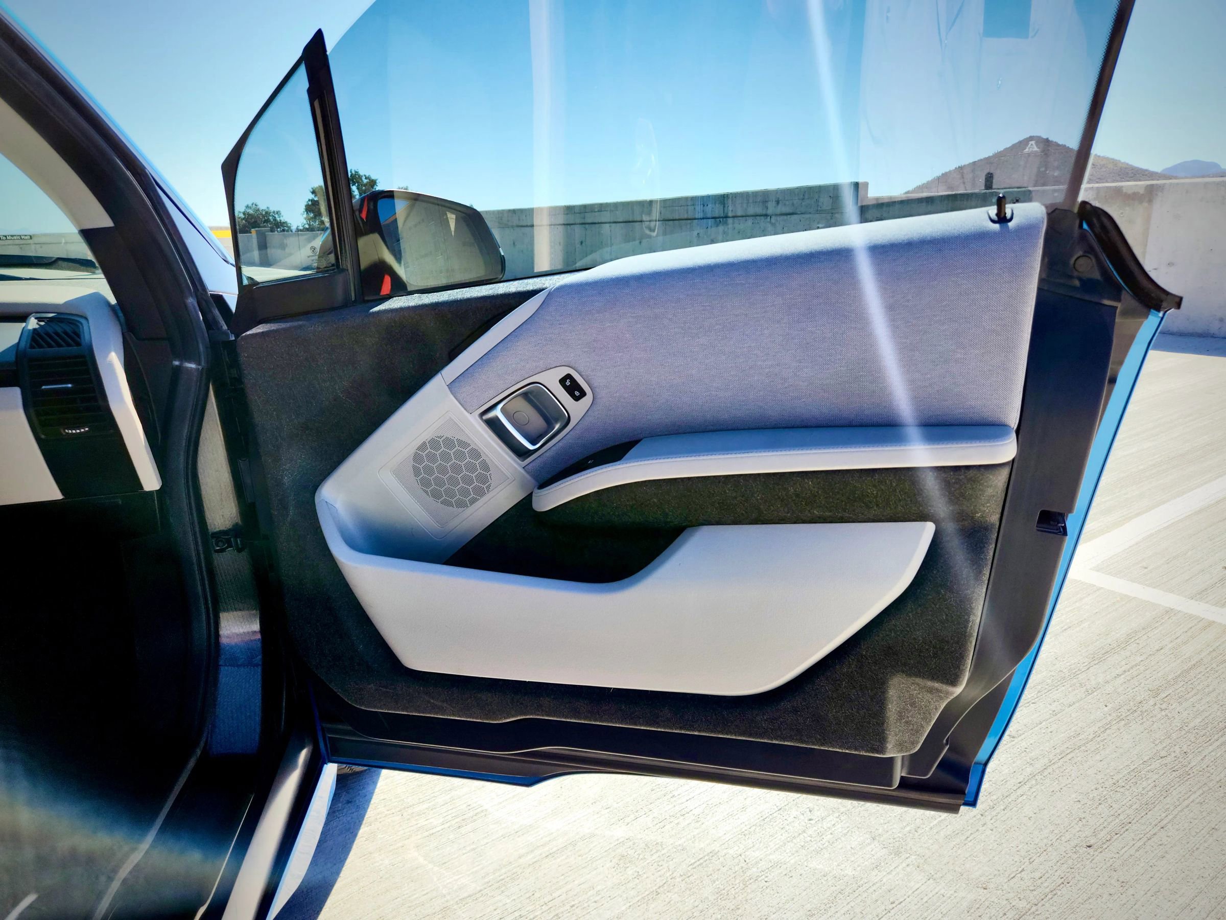 Used 2017 BMW i3 w/ Range Extender image 42