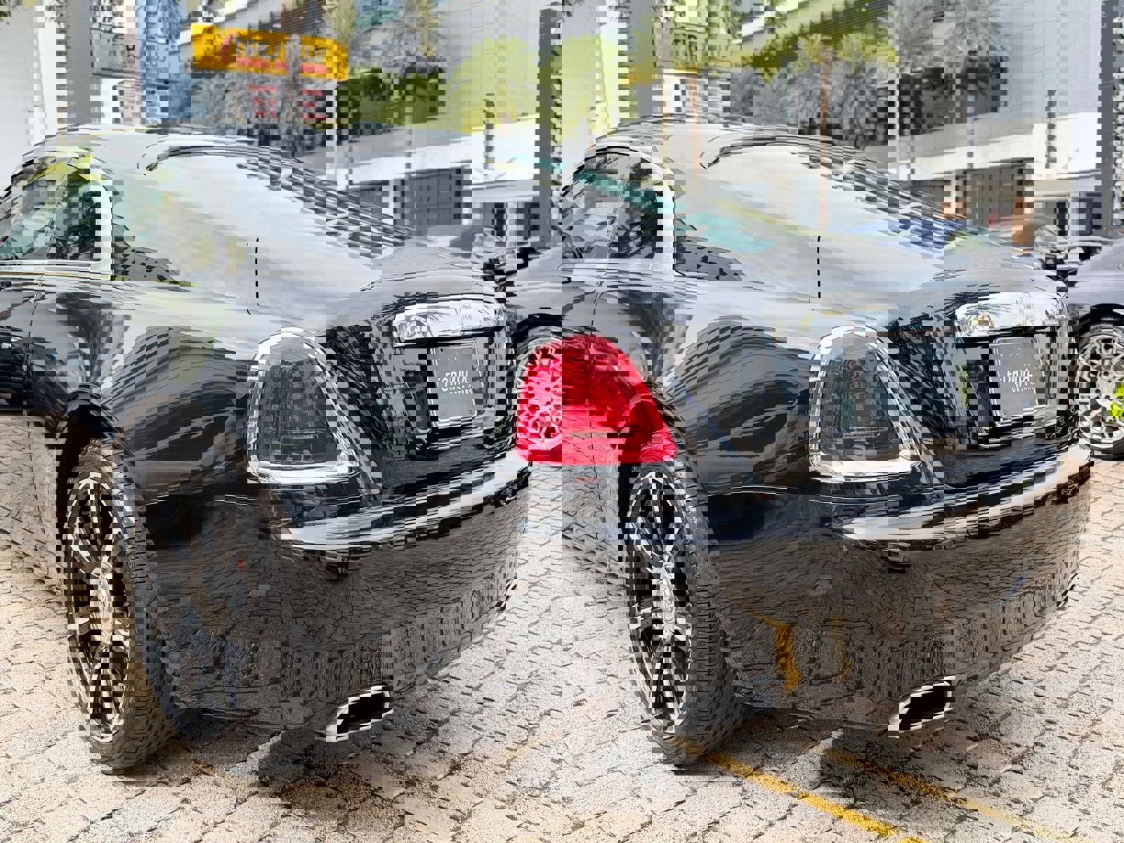 Used 2016 Rolls-Royce Wraith image 16