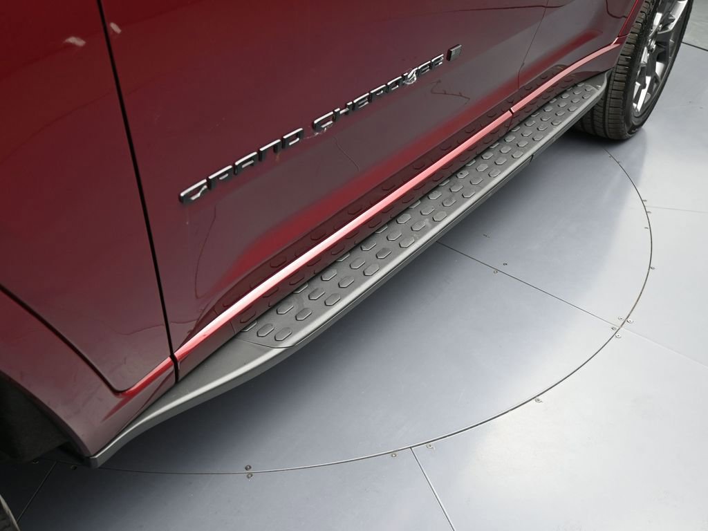 New 2025 Jeep Grand Cherokee Summit image 31