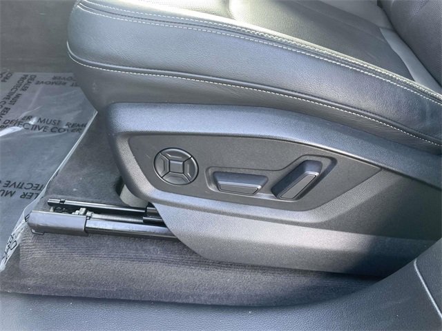 Used 2023 Audi Q8 Prestige w/ Prestige Package image 12