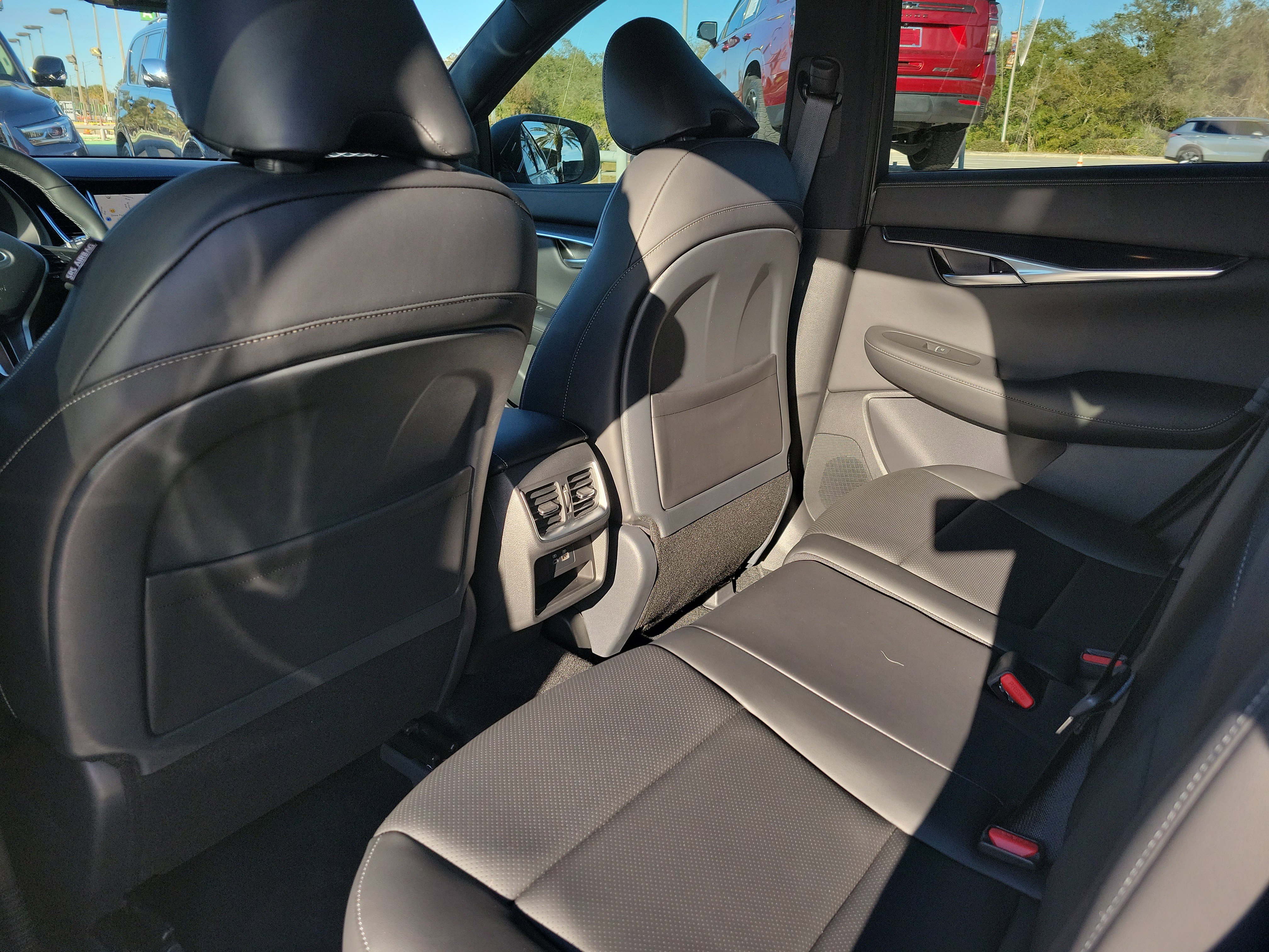 Certified 2025 INFINITI QX50 Sport image 32