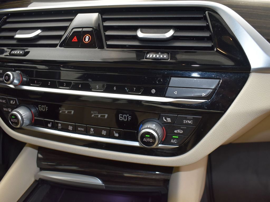 Used 2022 BMW 540i w/ Premium Package RWD image 27