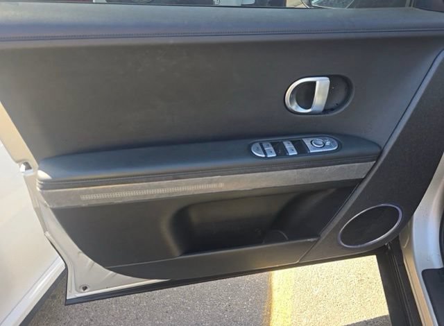 Used 2023 Hyundai Ioniq 5 SEL AWD/4WD image 8