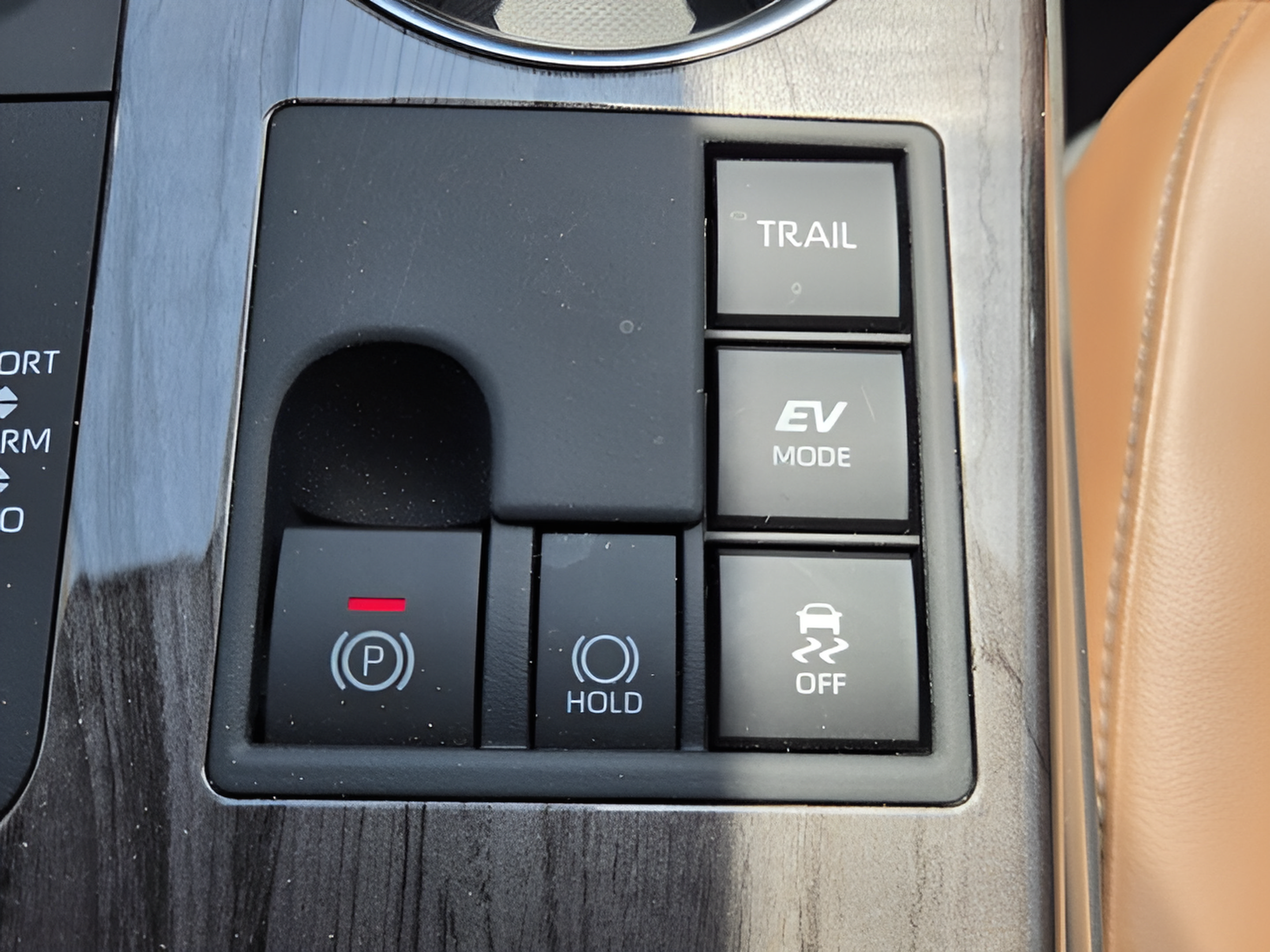 Used 2025 Toyota Highlander Limited AWD/4WD image 23