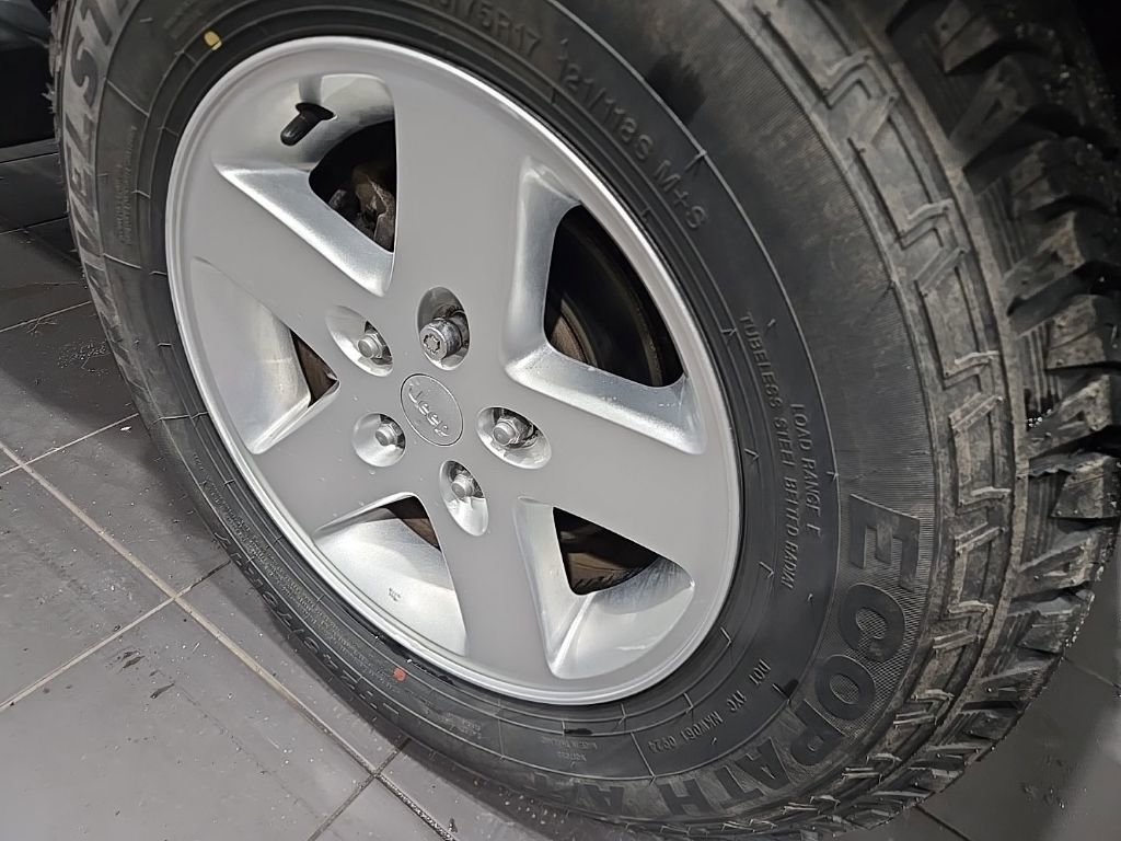 Used 2015 Jeep Wrangler Sport w/ Quick Order Package 24S image 6