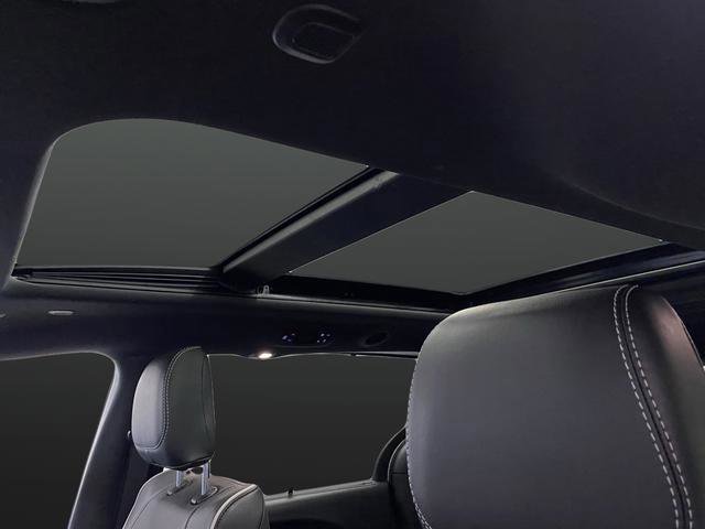 New 2026 Chrysler Pacifica Limited w/ Trailer Tow Group image 7