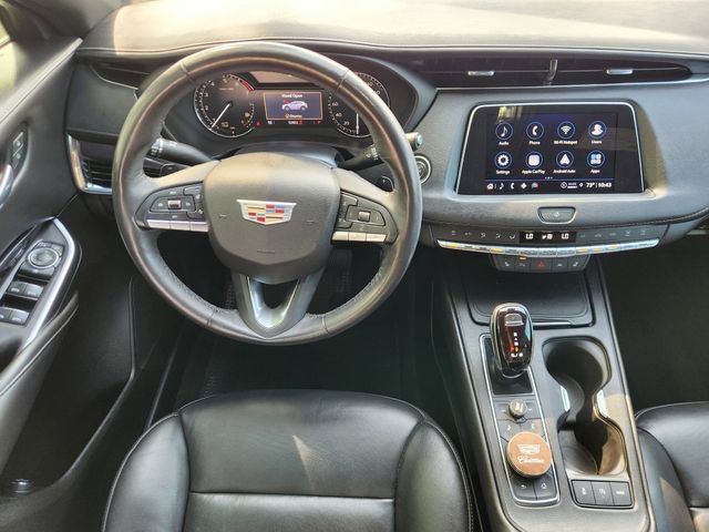 Used 2022 Cadillac XT4 Luxury w/ Cold Weather Package FWD image 27