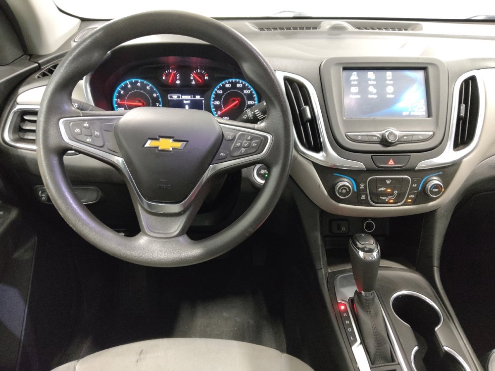 Used 2018 Chevrolet Equinox LS image 22