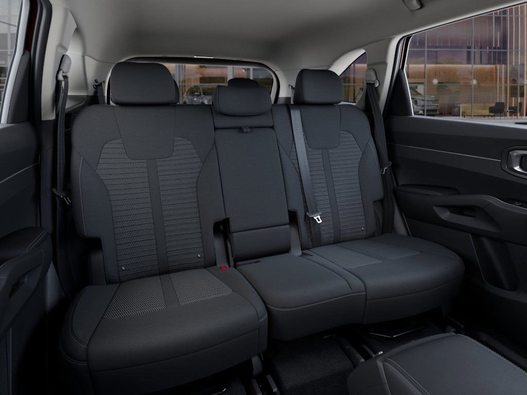 Certified 2025 Kia Sorento LX image 18