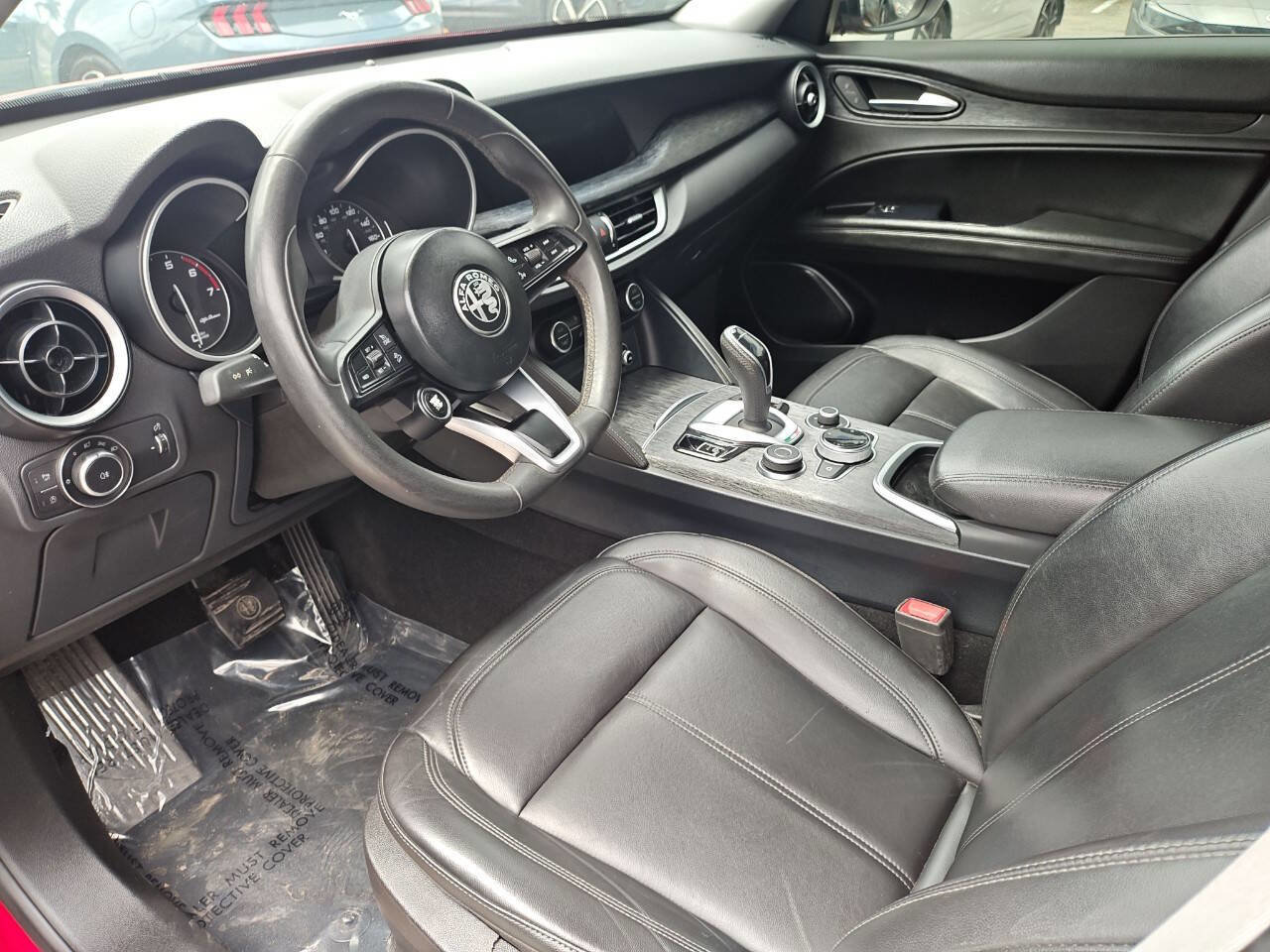 Used 2021 Alfa Romeo Stelvio Sprint w/ Sun & Sound Package AWD/4WD image 25